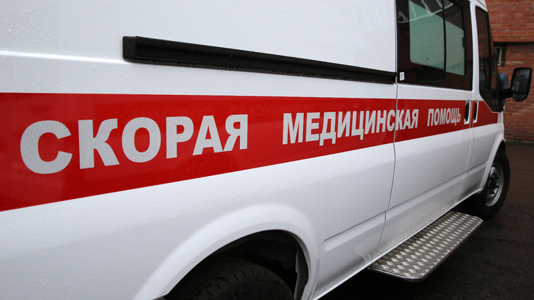 Во Владивостоке автобус вылетел на переходную дорожку и наехал на женщину с грудным ребенком